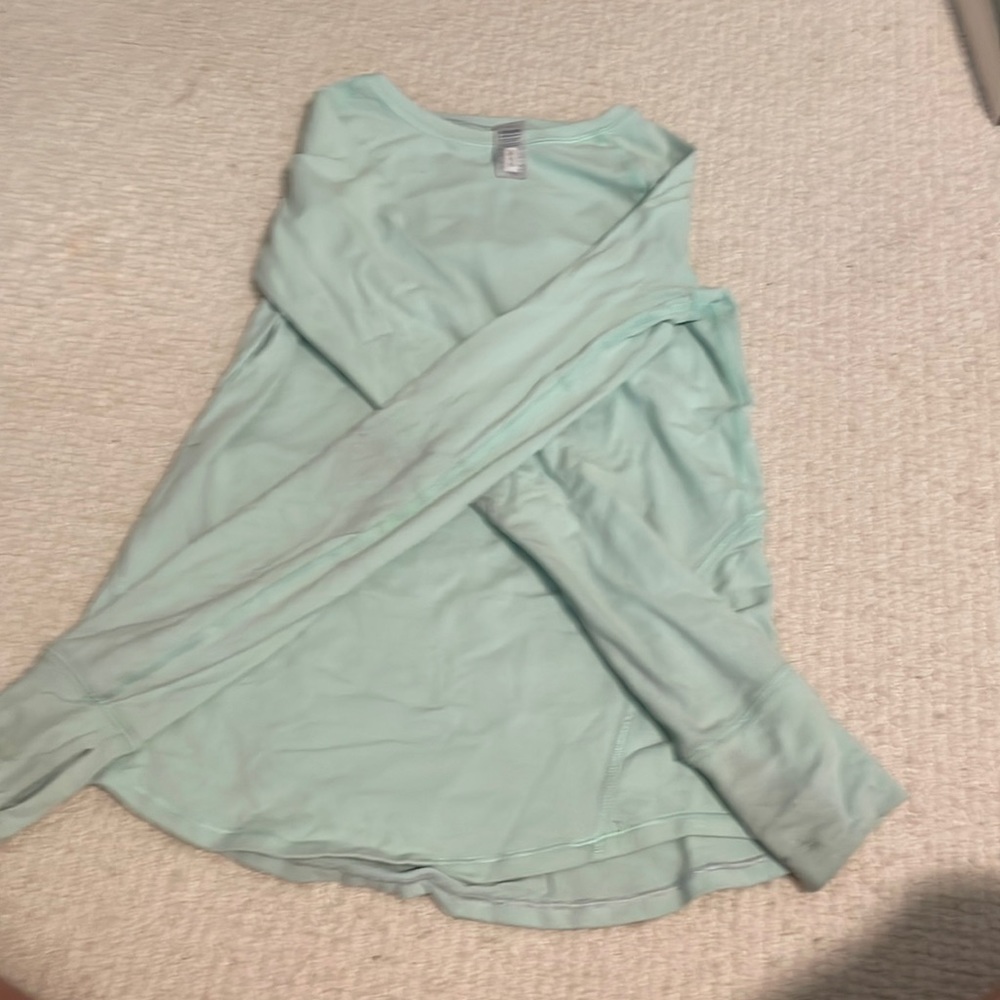 Ivivva long sleeve shirt